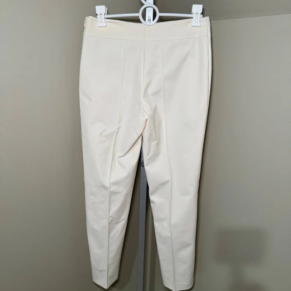 Escada Tuska High-Waist‎ Cropped Trousers Cream Tapered High Rise Seam Detail